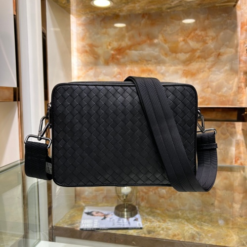 Cheap Bottega Veneta AAA Man Messenger Bags #1148247 Replica Wholesale [$158.00 USD] [ITEM#1148247] on Replica Bottega Veneta AAA Man Messenger Bags