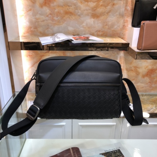 Cheap Bottega Veneta AAA Man Messenger Bags #1148251 Replica Wholesale [$160.00 USD] [ITEM#1148251] on Replica Bottega Veneta AAA Man Messenger Bags