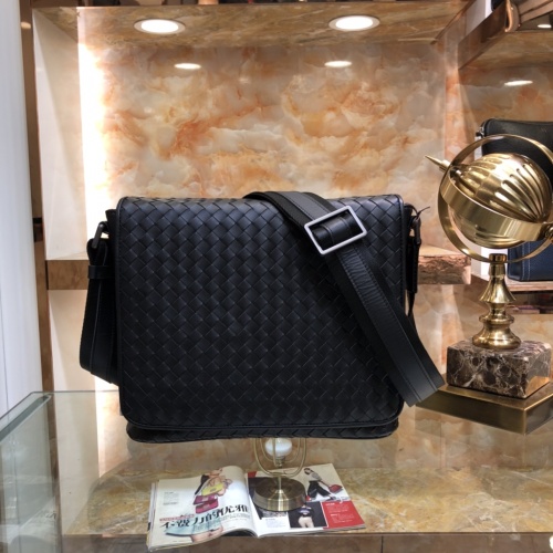 Cheap Bottega Veneta AAA Man Messenger Bags #1148262 Replica Wholesale [$192.00 USD] [ITEM#1148262] on Replica Bottega Veneta AAA Man Messenger Bags