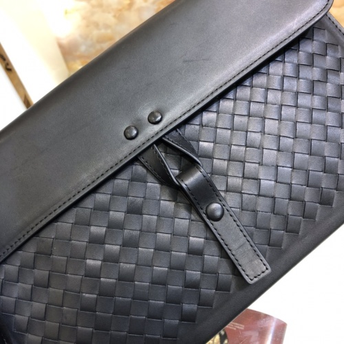 Cheap Bottega Veneta AAA Man Wallets #1148285 Replica Wholesale [$122.00 USD] [ITEM#1148285] on Replica Bottega Veneta AAA Man Wallets