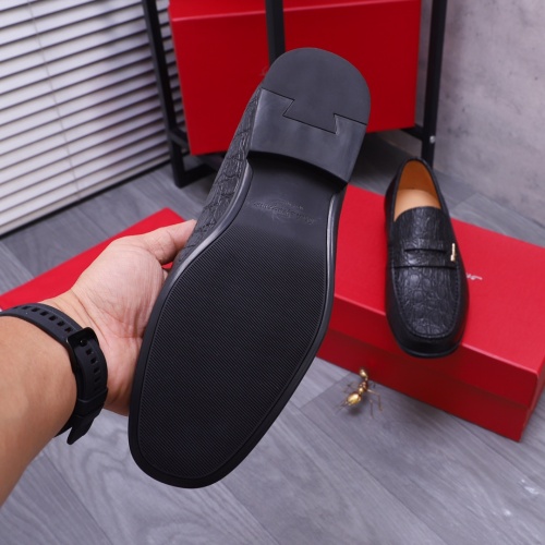 Cheap Salvatore Ferragamo Leather Shoes For Men #1148799 Replica Wholesale [$82.00 USD] [ITEM#1148799] on Replica Salvatore Ferragamo Leather Shoes