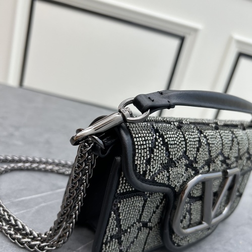 Cheap Valentino AAA Quality Messenger Bags For Women #1149084 Replica Wholesale [$118.00 USD] [ITEM#1149084] on Replica Valentino AAA Quality Messenger Bags