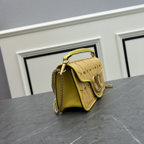 Cheap Valentino AAA Quality Messenger Bags For Women #1149093 Replica Wholesale [$122.00 USD] [ITEM#1149093] on Replica Valentino AAA Quality Messenger Bags