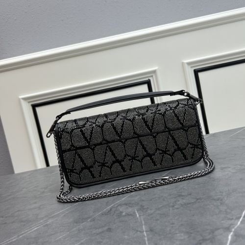 Cheap Valentino AAA Quality Messenger Bags For Women #1149095 Replica Wholesale [$122.00 USD] [ITEM#1149095] on Replica Valentino AAA Quality Messenger Bags