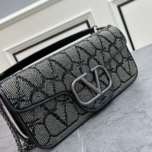 Cheap Valentino AAA Quality Messenger Bags For Women #1149095 Replica Wholesale [$122.00 USD] [ITEM#1149095] on Replica Valentino AAA Quality Messenger Bags