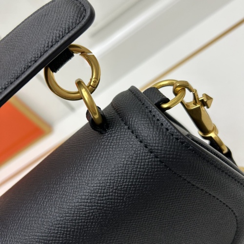 Cheap Valentino AAA Quality Messenger Bags For Women #1149302 Replica Wholesale [$102.00 USD] [ITEM#1149302] on Replica Valentino AAA Quality Messenger Bags