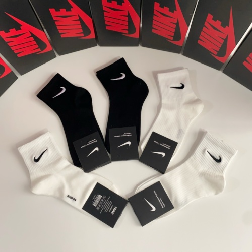 Cheap Nike Socks #1151052 Replica Wholesale [$29.00 USD] [ITEM#1151052] on Replica Nike Socks