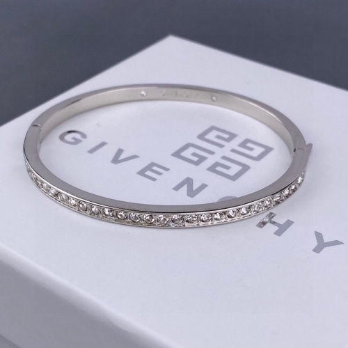 Cheap Givenchy Bracelets #1153206 Replica Wholesale [$42.00 USD] [ITEM#1153206] on Replica Givenchy Bracelets
