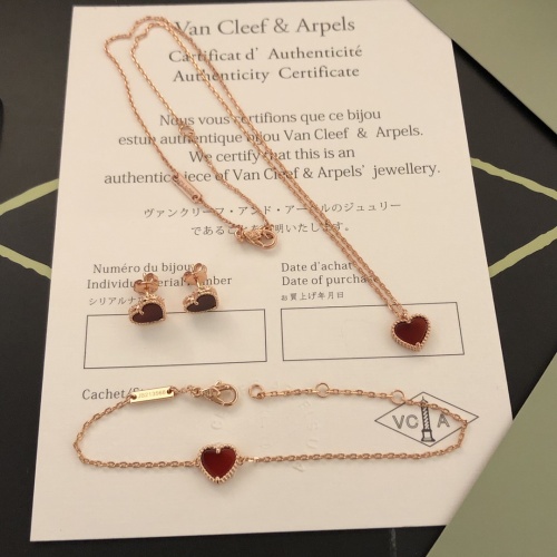 Cheap Van Cleef &amp; Arpels Jewelry Set For Women #1153924 Replica Wholesale [$64.00 USD] [ITEM#1153924] on Replica Van Cleef &amp; Arpels Jewelry Set