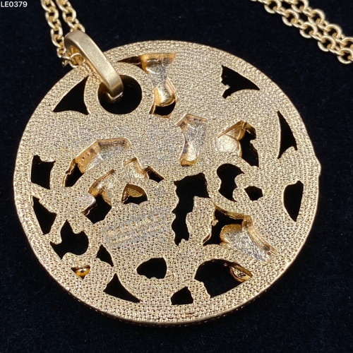 Cheap Versace Necklaces #1154309 Replica Wholesale [$36.00 USD] [ITEM#1154309] on Replica Versace Necklaces