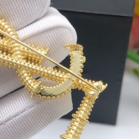 Cheap Yves Saint Laurent Brooches For Women #1145899 Replica Wholesale [$29.00 USD] [ITEM#1145899] on Replica Yves Saint Laurent Brooches