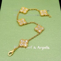 Cheap Van Cleef &amp; Arpels Bracelets For Women #1152994 Replica Wholesale [$29.00 USD] [ITEM#1152994] on Replica Van Cleef &amp; Arpels Bracelets