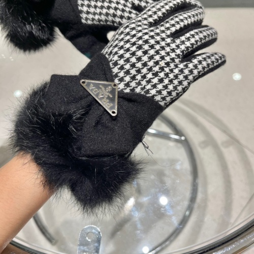 Cheap Prada Gloves #1155003 Replica Wholesale [$40.00 USD] [ITEM#1155003] on Replica Prada Gloves
