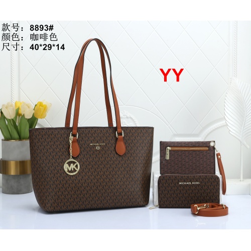 Cheap Michael Kors Handbags For Women #1155371 Replica Wholesale [$38.00 USD] [ITEM#1155371] on Replica Michael Kors Handbags