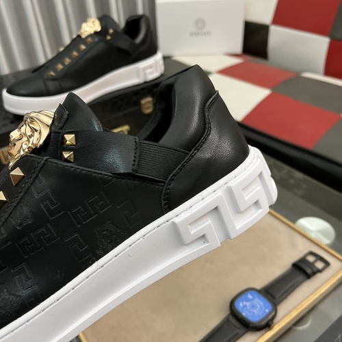 Cheap Versace Casual Shoes For Men #1155374 Replica Wholesale [$72.00 USD] [ITEM#1155374] on Replica Versace Casual Shoes