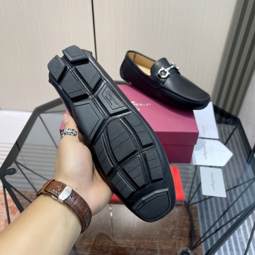 Cheap Salvatore Ferragamo Leather Shoes For Men #1156404 Replica Wholesale [$102.00 USD] [ITEM#1156404] on Replica Salvatore Ferragamo Leather Shoes