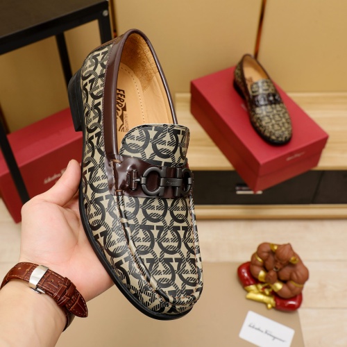 Cheap Salvatore Ferragamo Leather Shoes For Men #1156768 Replica Wholesale [$76.00 USD] [ITEM#1156768] on Replica Salvatore Ferragamo Leather Shoes