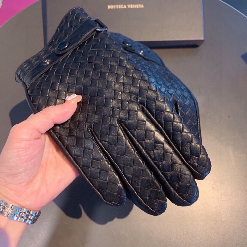 Cheap Bottega Veneta BV Gloves For Men #1157865 Replica Wholesale [$76.00 USD] [ITEM#1157865] on Replica Bottega Veneta BV Gloves