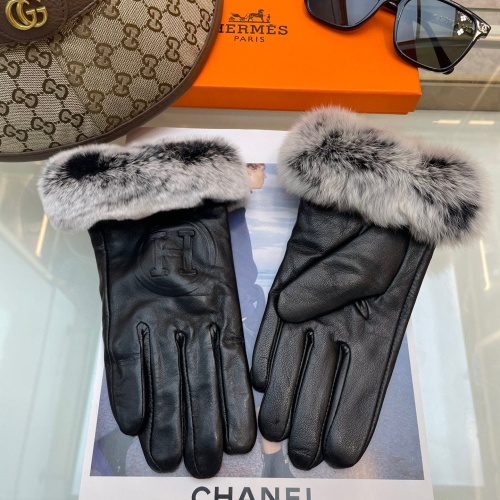 Cheap Hermes Gloves For Women #1157972 Replica Wholesale [$48.00 USD] [ITEM#1157972] on Replica Hermes Gloves