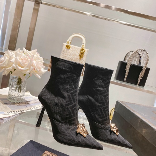 Cheap Versace Boots For Women #1158236 Replica Wholesale [$130.00 USD] [ITEM#1158236] on Replica Versace Boots
