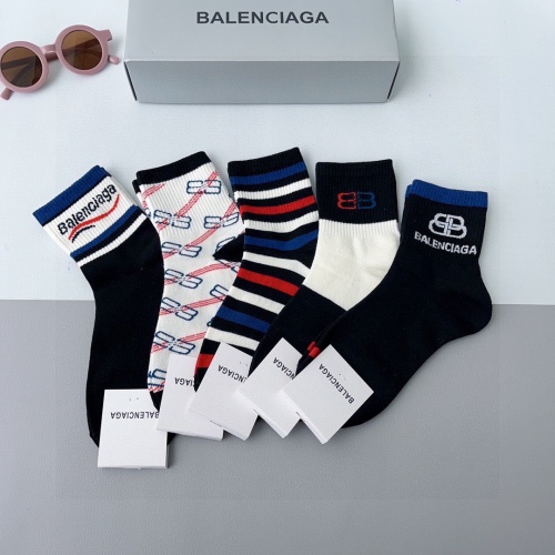 Cheap Balenciaga Socks For Women #1158361 Replica Wholesale [$27.00 USD] [ITEM#1158361] on Replica Balenciaga Socks