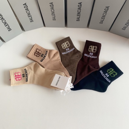 Cheap Balenciaga Socks #1158442 Replica Wholesale [$25.00 USD] [ITEM#1158442] on Replica Balenciaga Socks