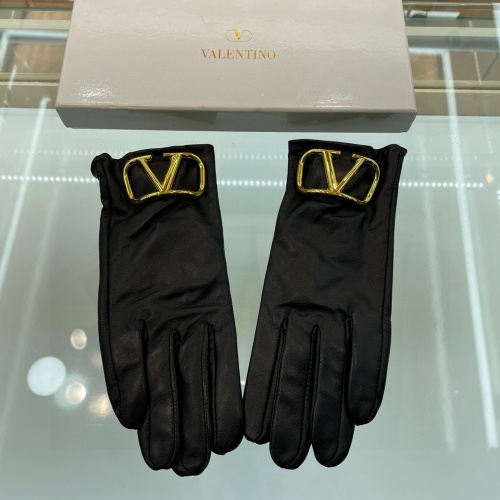 Cheap Valentino Gloves For Women #1158450 Replica Wholesale [$48.00 USD] [ITEM#1158450] on Replica Valentino Gloves