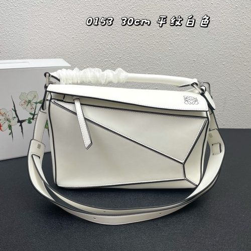 Cheap LOEWE AAA Quality Messenger Bags For Women #1158896 Replica Wholesale [$98.00 USD] [ITEM#1158896] on Replica LOEWE AAA Messenger Bags