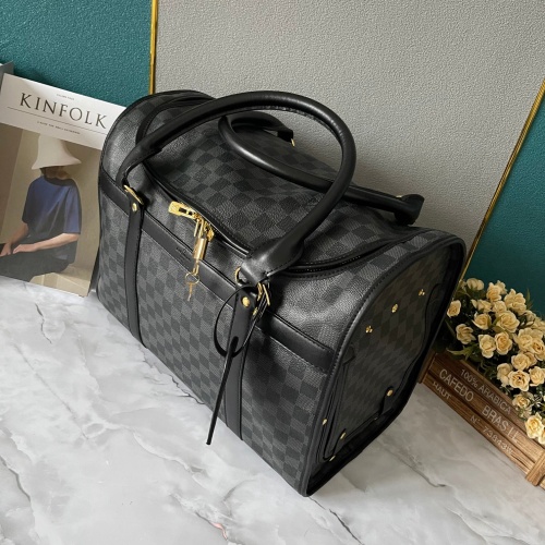 Cheap Louis Vuitton Travel Bags For Pets #1159610 Replica Wholesale [$102.00 USD] [ITEM#1159610] on Replica Louis Vuitton Travel Bags