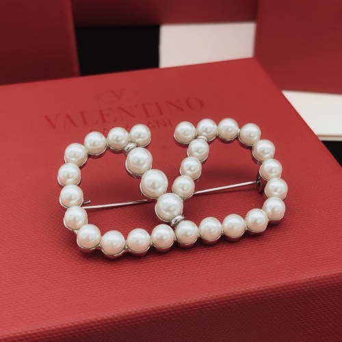 Cheap Valentino Brooches For Women #1160452 Replica Wholesale [$32.00 USD] [ITEM#1160452] on Replica Valentino Brooches