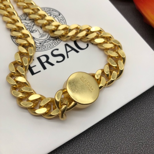 Cheap Versace Necklaces #1161363 Replica Wholesale [$38.00 USD] [ITEM#1161363] on Replica Versace Necklaces
