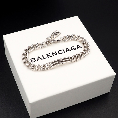 Cheap Balenciaga Bracelets #1161953 Replica Wholesale [$25.00 USD] [ITEM#1161953] on Replica Balenciaga Bracelets