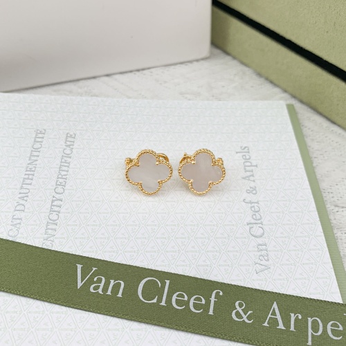 Cheap Van Cleef &amp; Arpels Earrings For Women #1162171 Replica Wholesale [$27.00 USD] [ITEM#1162171] on Replica Van Cleef &amp; Arpels Earrings