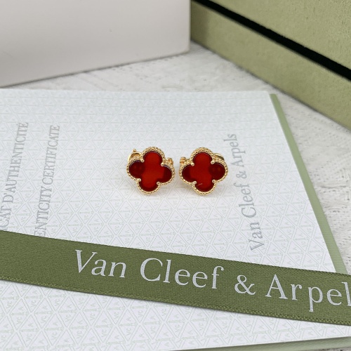 Cheap Van Cleef &amp; Arpels Earrings For Women #1162172 Replica Wholesale [$27.00 USD] [ITEM#1162172] on Replica Van Cleef &amp; Arpels Earrings