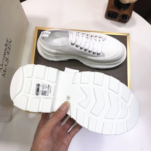 Cheap Alexander McQueen Casual Shoes For Men #1163292 Replica Wholesale [$100.00 USD] [ITEM#1163292] on Replica Alexander McQueen Casual Shoes