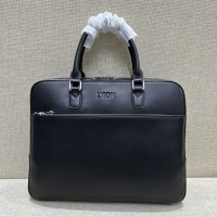 Christian Dior AAA Man Handbags #1155670