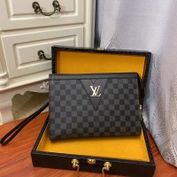 Louis Vuitton AAA Man Wallets #1155886