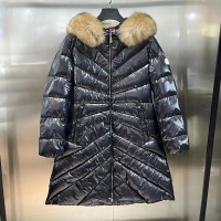 Moncler Down Feather Coat Long Sleeved For Women #1155920