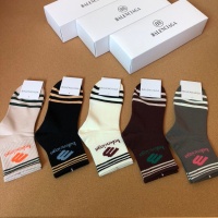 Cheap Balenciaga Socks For Women #1158348 Replica Wholesale [$25.00 USD] [ITEM#1158348] on Replica Balenciaga Socks