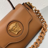 Cheap Versace AAA Quality Handbags For Women #1159273 Replica Wholesale [$135.00 USD] [ITEM#1159273] on Replica Versace AAA Quality Handbags