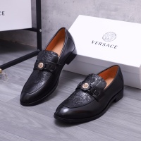 Versace Leather Shoes For Men #1163662