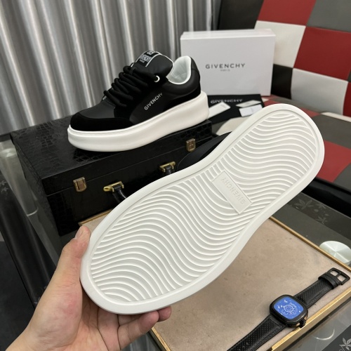 Cheap Givenchy Casual Shoes For Men #1164261 Replica Wholesale [$118.00 USD] [ITEM#1164261] on Replica Givenchy Casual Shoes