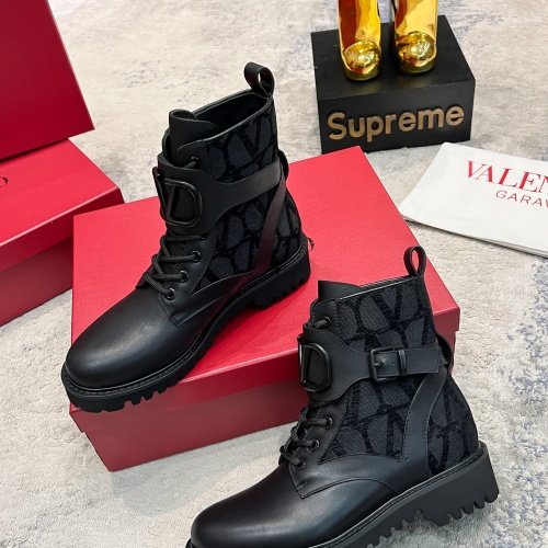 Cheap Valentino Boots For Women #1164644 Replica Wholesale [$112.00 USD] [ITEM#1164644] on Replica Valentino Boots