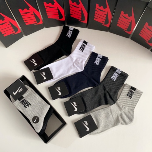 Cheap Nike Socks #1166720 Replica Wholesale [$27.00 USD] [ITEM#1166720] on Replica Nike Socks