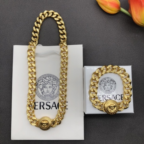 Cheap Versace Jewelry Set #1168238 Replica Wholesale [$64.00 USD] [ITEM#1168238] on Replica Versace Jewelry Set