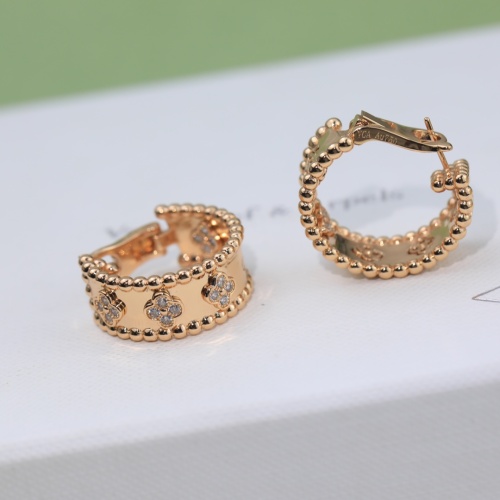 Cheap Van Cleef &amp; Arpels Earrings For Women #1169663 Replica Wholesale [$42.00 USD] [ITEM#1169663] on Replica Van Cleef &amp; Arpels Earrings