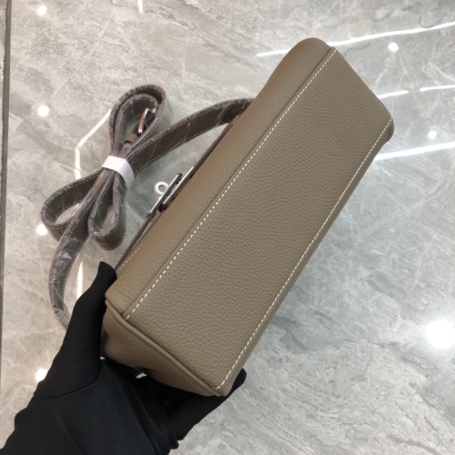 Cheap Hermes AAA Quality Messenger Bags For Women #1171907 Replica Wholesale [$96.00 USD] [ITEM#1171907] on Replica Hermes AAA Quality Messenger Bags