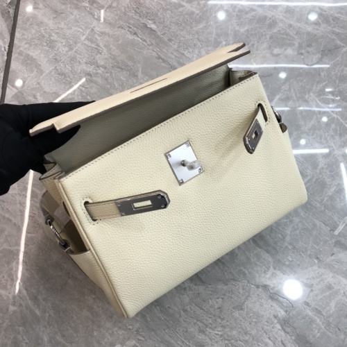 Cheap Hermes AAA Quality Messenger Bags For Women #1171909 Replica Wholesale [$96.00 USD] [ITEM#1171909] on Replica Hermes AAA Quality Messenger Bags