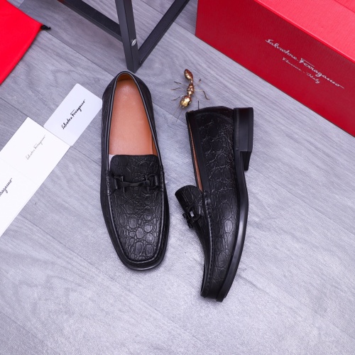 Cheap Salvatore Ferragamo Leather Shoes For Men #1173490 Replica Wholesale [$85.00 USD] [ITEM#1173490] on Replica Salvatore Ferragamo Leather Shoes