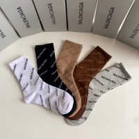 Cheap Balenciaga Socks #1167549 Replica Wholesale [$32.00 USD] [ITEM#1167549] on Replica Balenciaga Socks